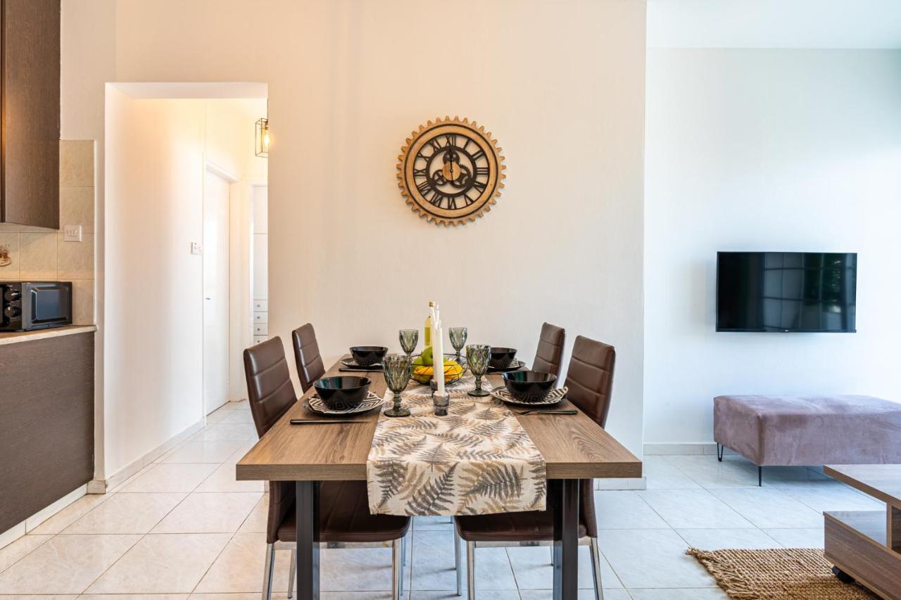 Araminta 2-Bedroom Apartment In Ларнака Экстерьер фото